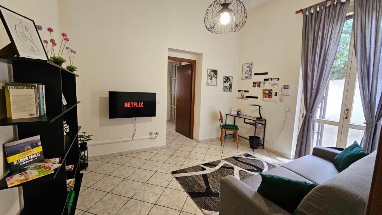 Casa Oltrepo Fresco Centrale Ma Silenzioso Parcheggio Interno Casteggio Экстерьер фото